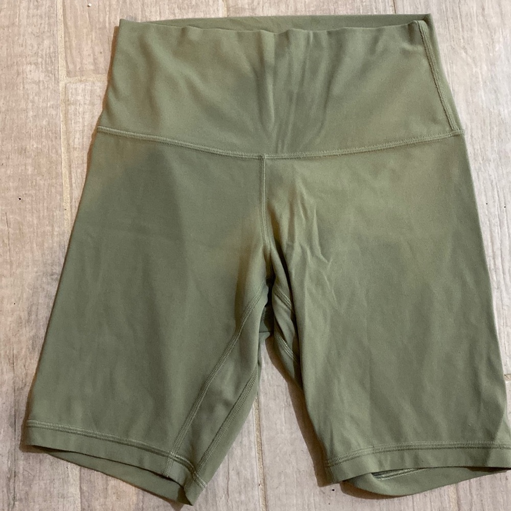 lululemon align bike short size 6